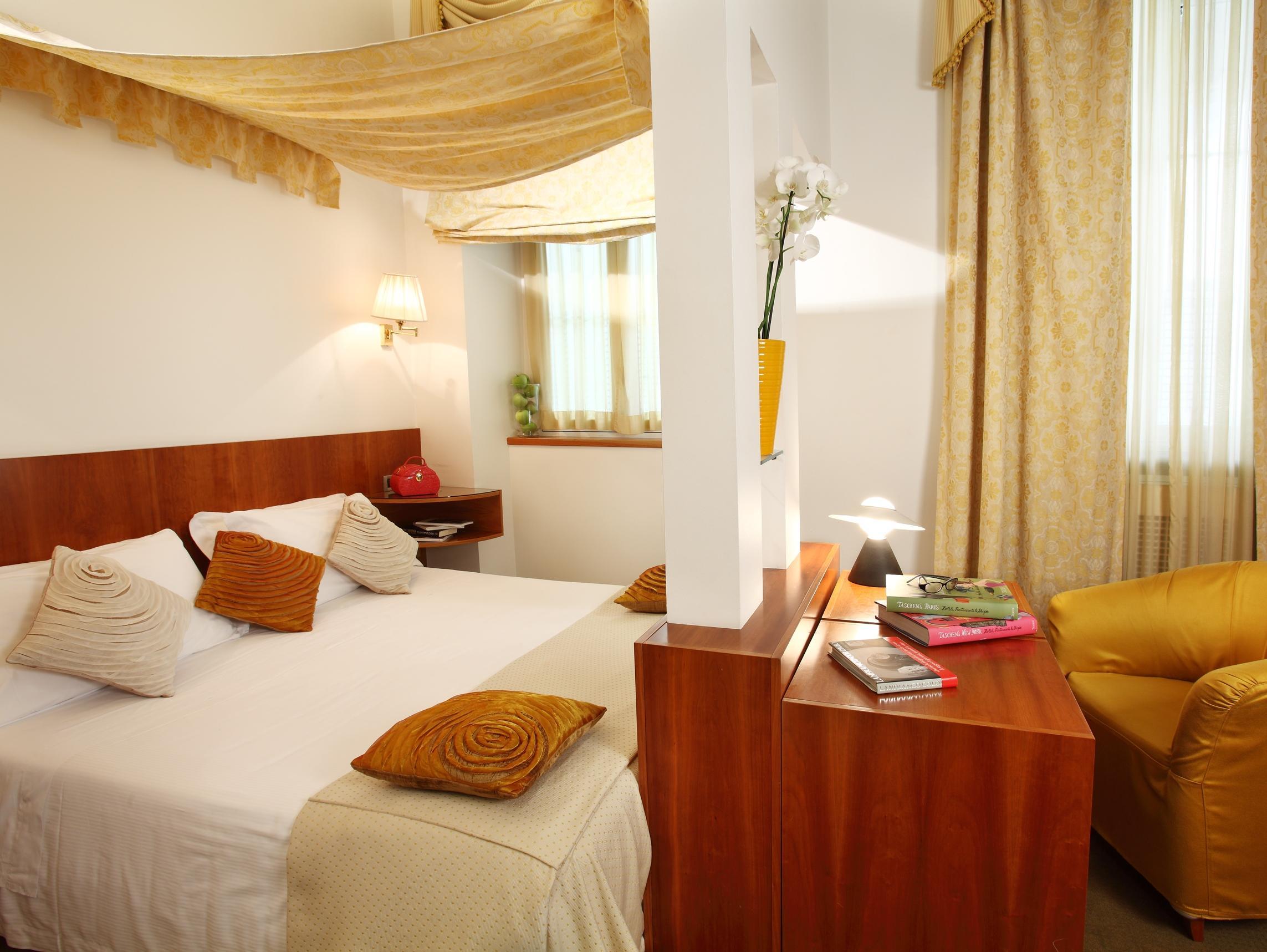 Hotel Sanpi Milano Kültér fotó