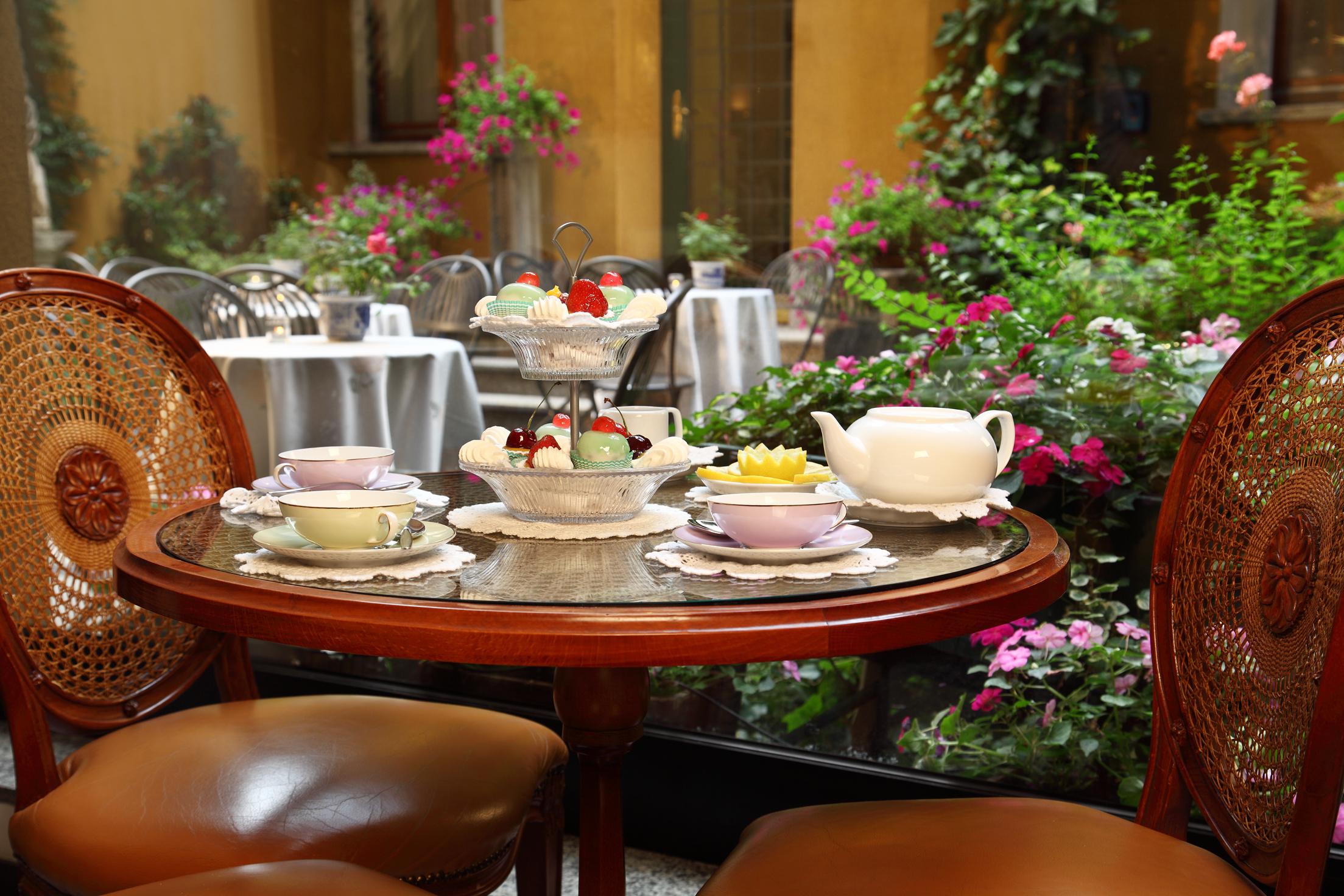 Hotel Sanpi Milano Kültér fotó