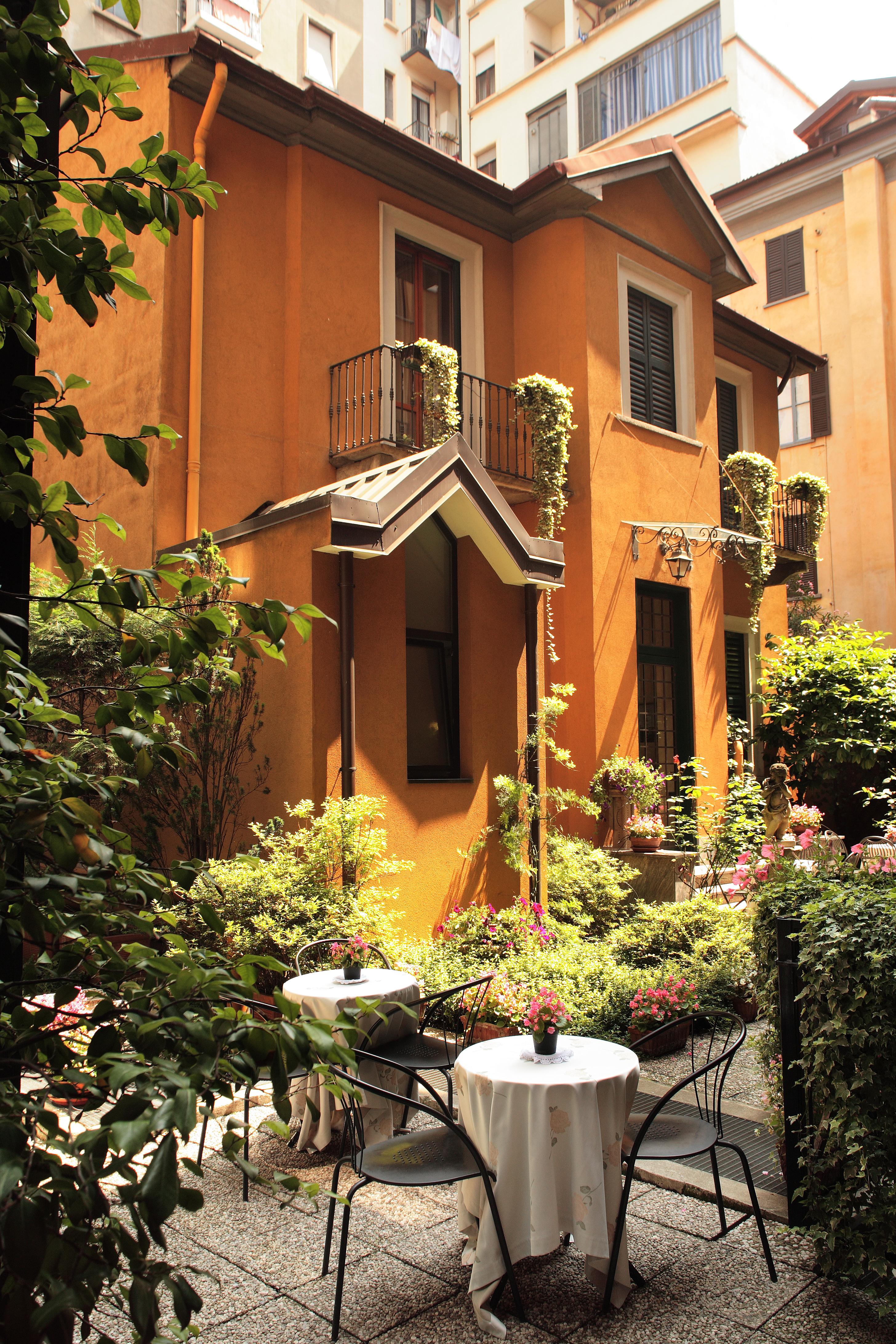 Hotel Sanpi Milano Kültér fotó