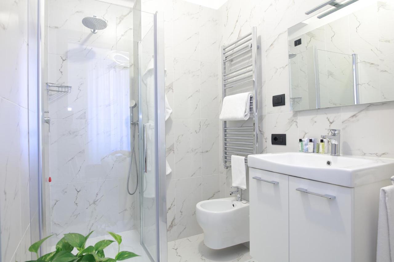 Hotel Sanpi Milano Kültér fotó